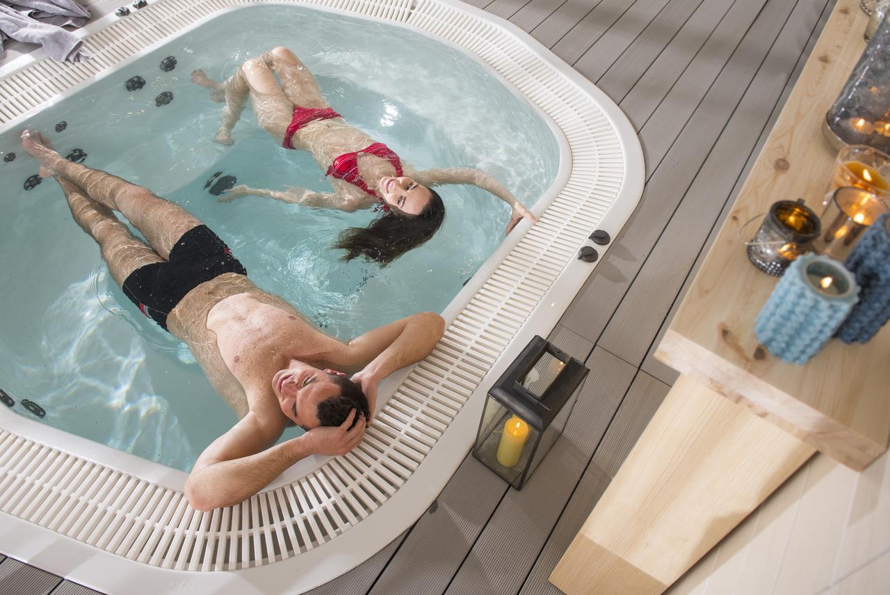 Neptuno Resort & Spa Dźwirzyno Buitenkant foto